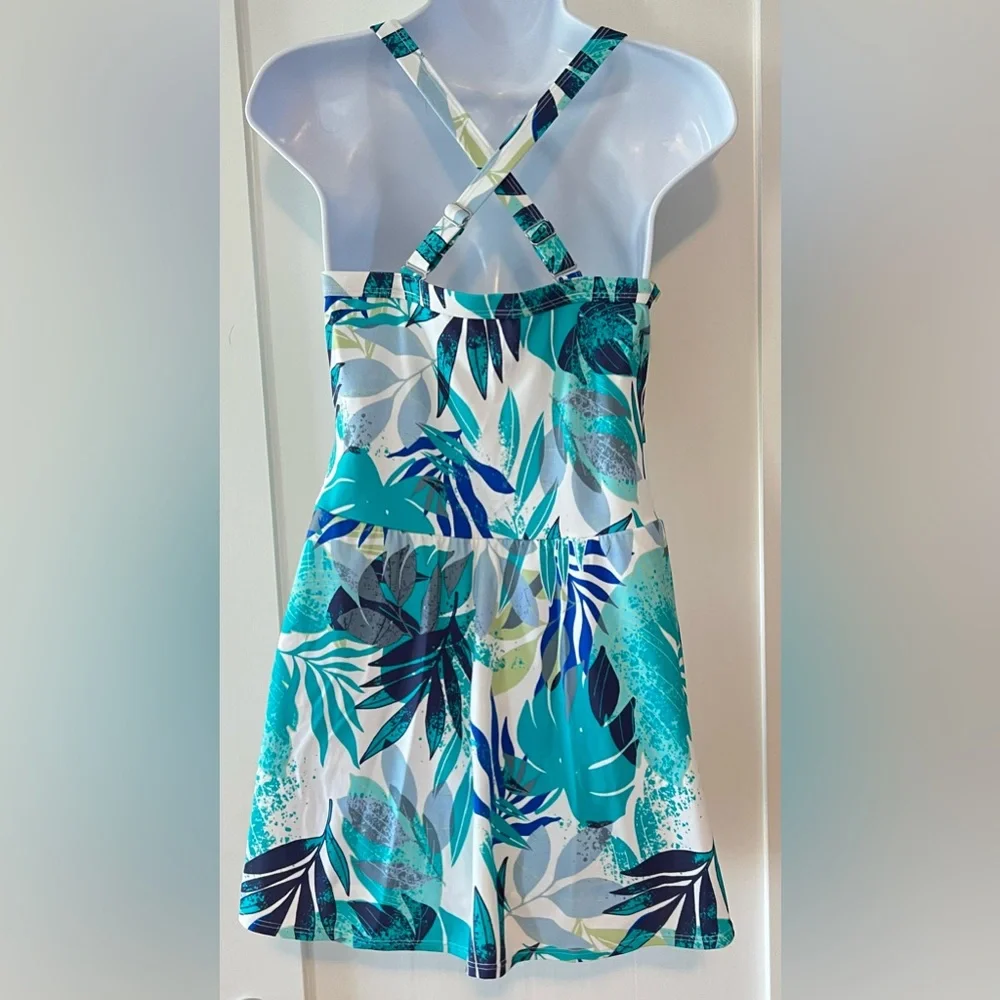 Denim & Co. Petite Swimsuit 10P Beach V-Neck Ruched Waist Tropical Crisscross